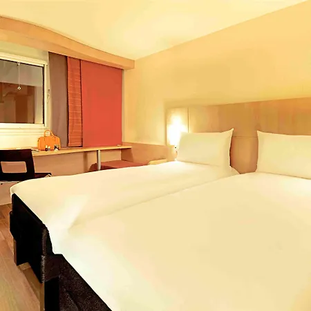Ibis Marseille Centre Gare Saint Charles Hotel Exterior photo