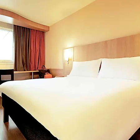 Ibis Marseille Centre Gare Saint Charles Hotel Exterior photo